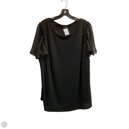 Top Short Sleeve By Adrianna Papell In Black, Size: 1x