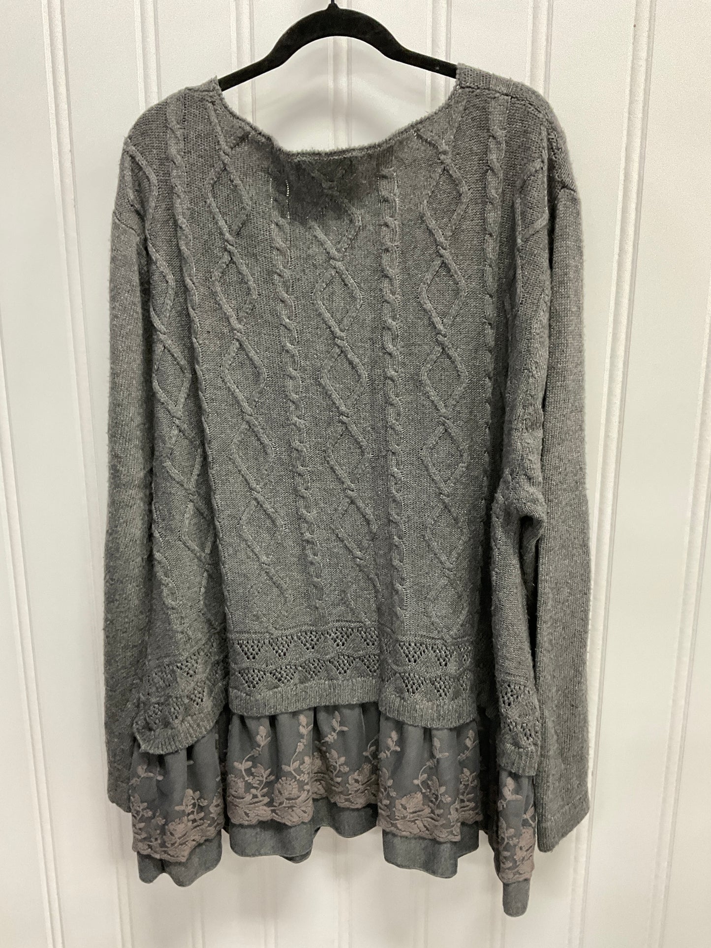 Sweater By Simply Couture In Grey, Size:2X