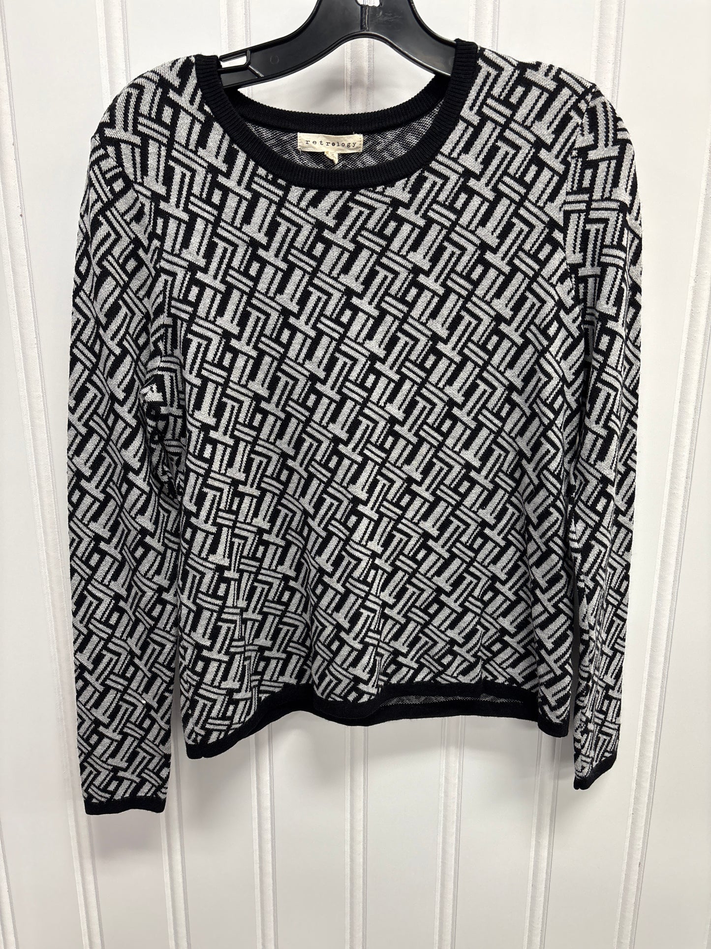 Sweater By Retrology In Black & Grey, Size:M