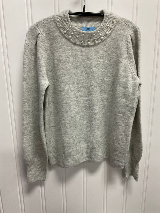 Sweater By Cece In Grey, Size:S