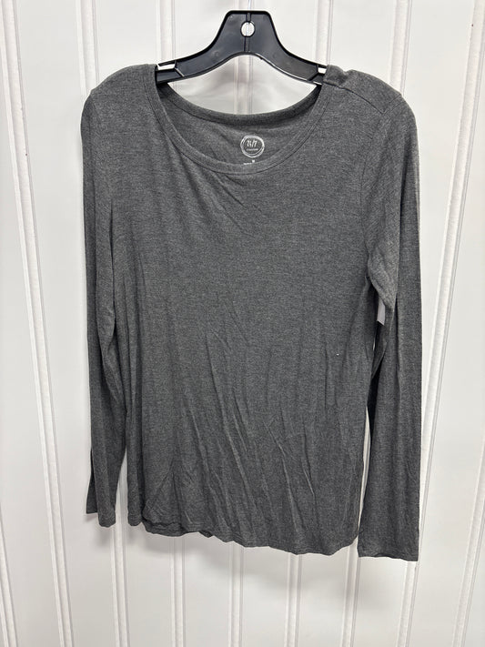 Top Ls Basic By Maurices In Grey, Size:M