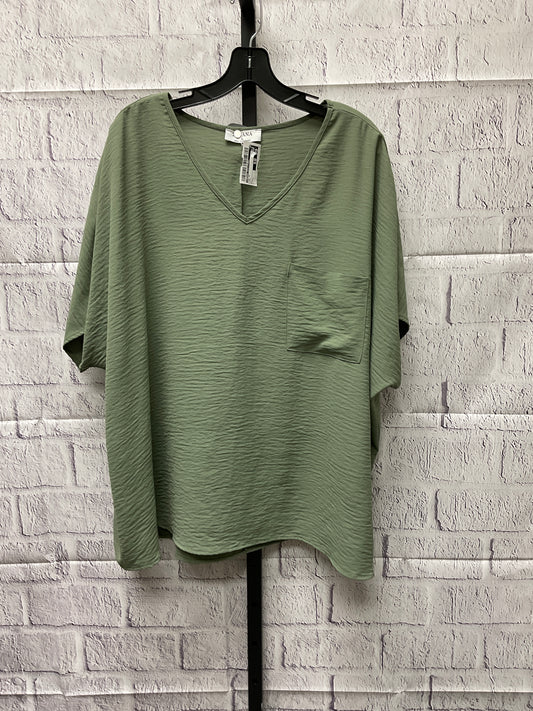 Top Short Sleeve By Zenana Outfitters  Size: L