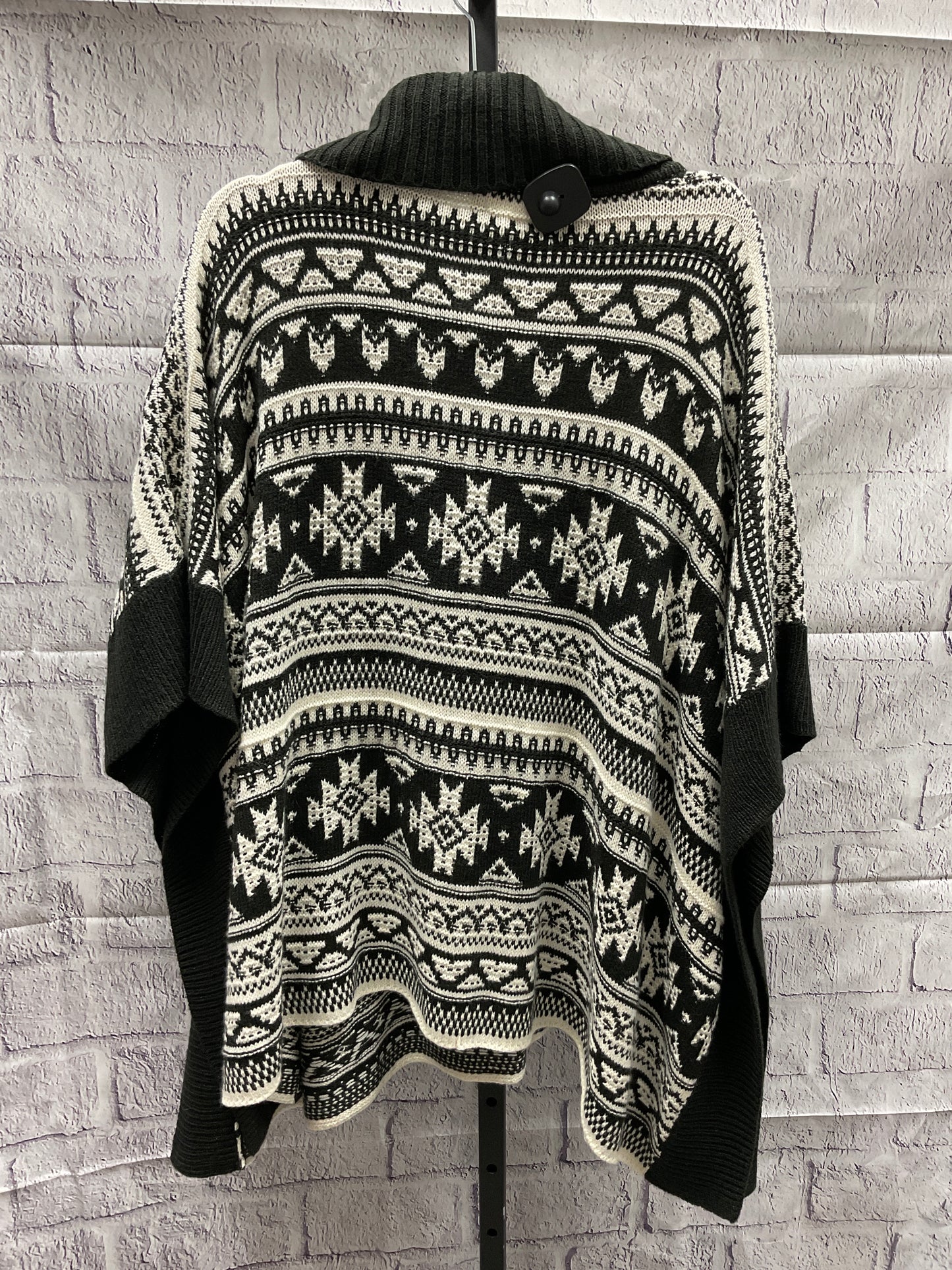 Poncho By Charming Charlie  Size: Xs