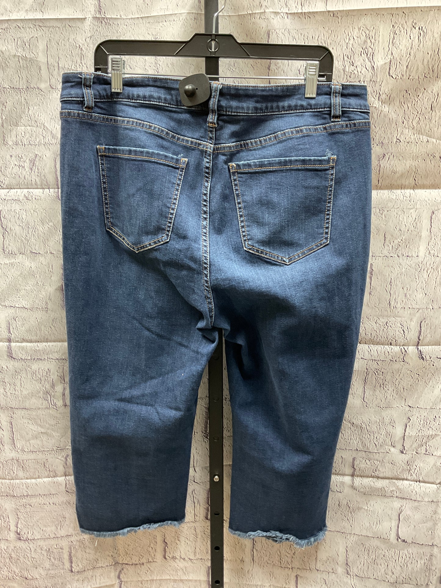 Jeans Cropped By Lane Bryant  Size: 14