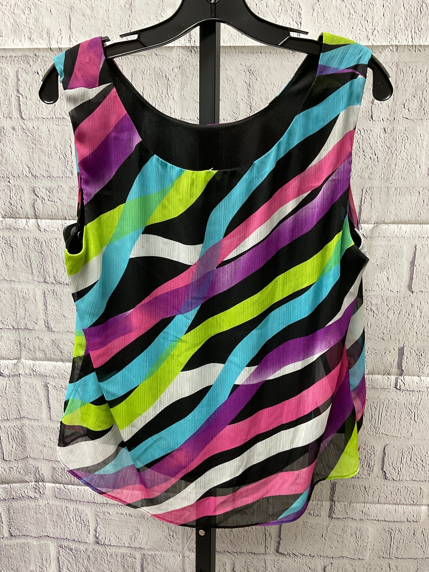 Top Sleeveless By Clothes Mentor  Size: 16